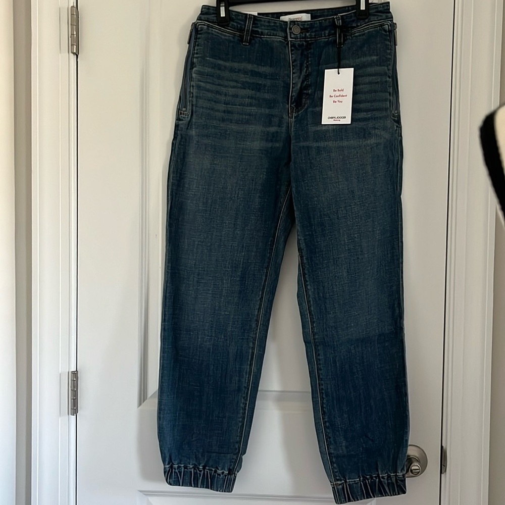 Skinnygirl Jeans Cheryl Joggers (Run Big)